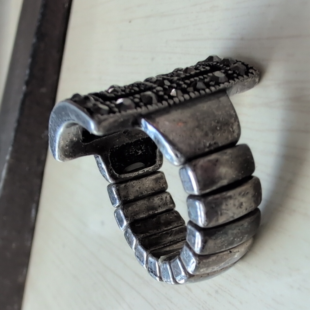 Ring Eometric Statement Stretchy Ring Black Marca… - image 2